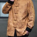 Men's Chinese Style 2024 New Suede Tang Suit – Modern Hanfu Jacket with Frog Buttons and Stand Collar, Autumn Fashion - Image 4